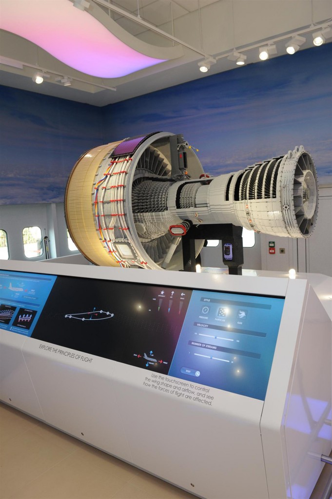 Image 4 - Emirates Aviation Experience